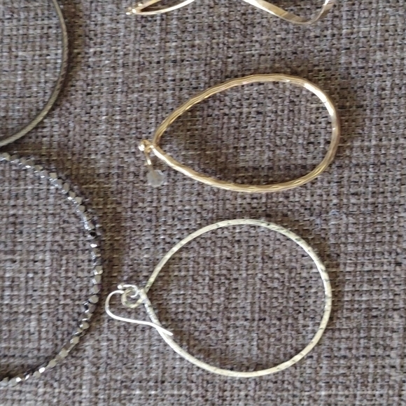 41 single earrings, gold, silver and black - Picture 8 of 16